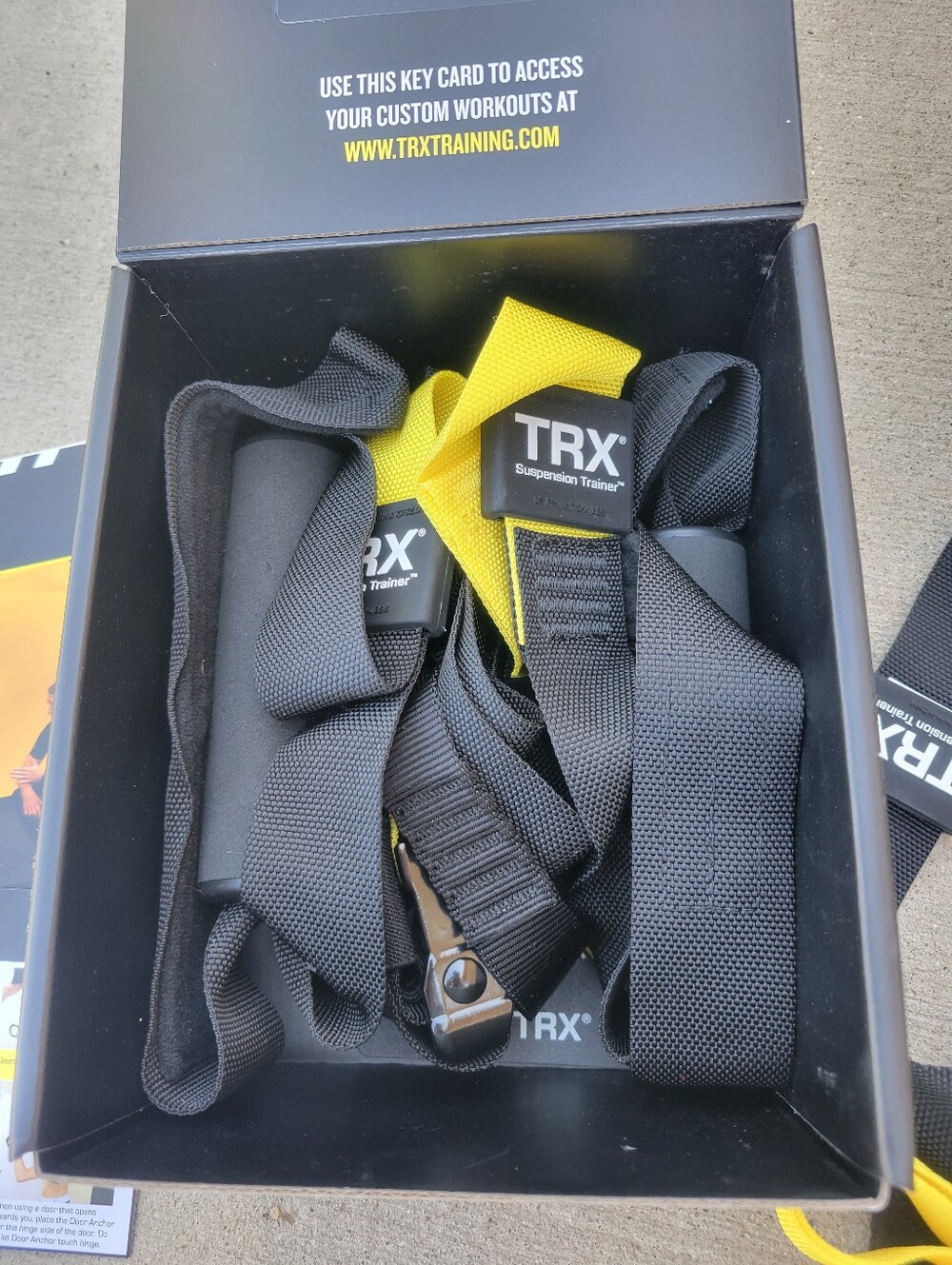 TRX All In One Basic Kit Suspension Trainer Black/Yellow New - Picture 4 of 8
